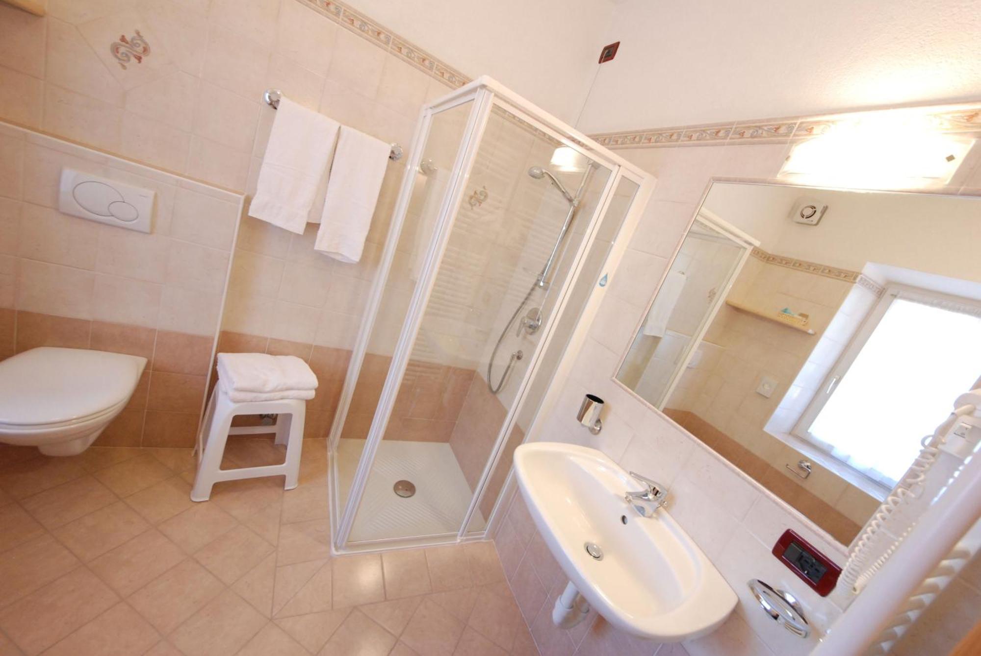 Hotel L'Ideale Moena Bagian luar foto