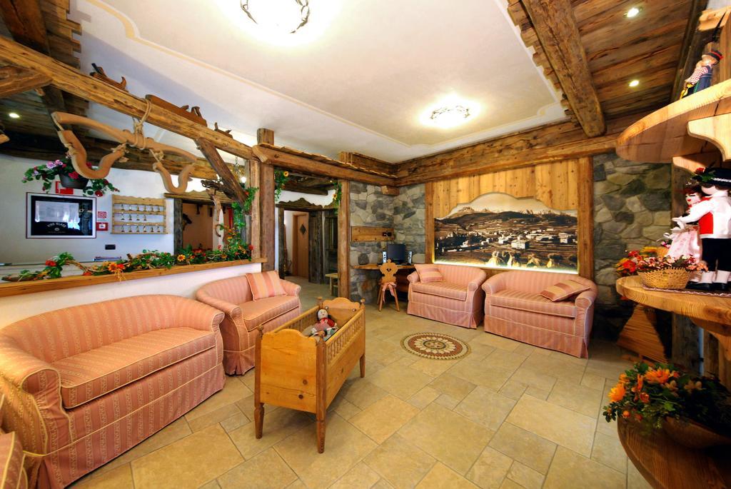 Hotel L'Ideale Moena Bagian luar foto